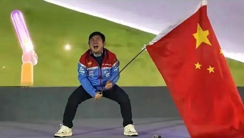 官方网站-张雪用20年把一件事做到极致，这是AI时代最稀缺的专注